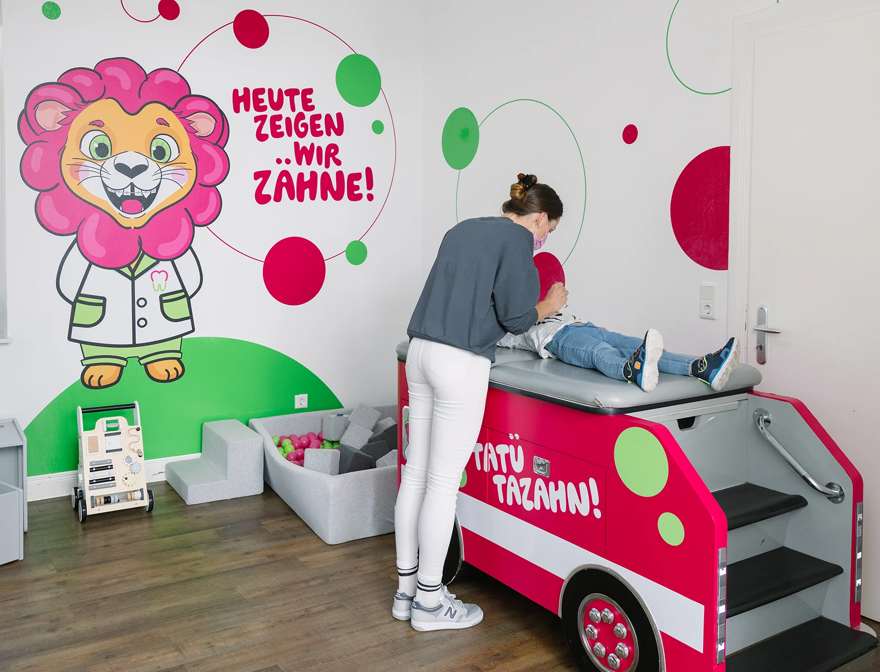 Kinderzahnarztbehandlung